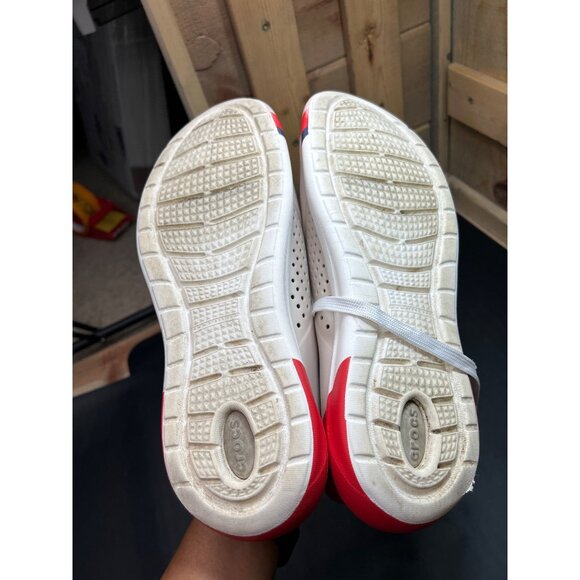 Womens Crocs LiteRide Sneakers Size 11 Beige & Red Perforated Breathable Athleti - Picture 8 of 8
